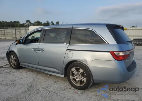 2011 Honda Odyssey Touring from USA, damaged, VIN 5FNRL5H99BB091126